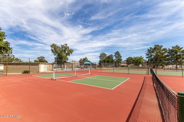 2615 W WILLOW Avenue, Phoenix, AZ 85029