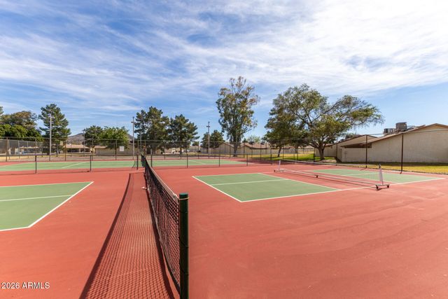 2615 W WILLOW Avenue, Phoenix, AZ 85029