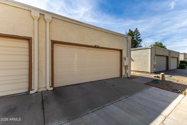 2615 W WILLOW Avenue, Phoenix, AZ 85029