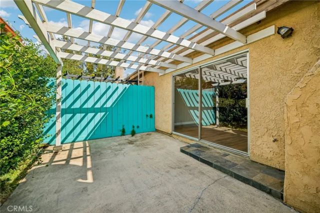 9930 Owensmouth Avenue 10, Chatsworth, CA 91311