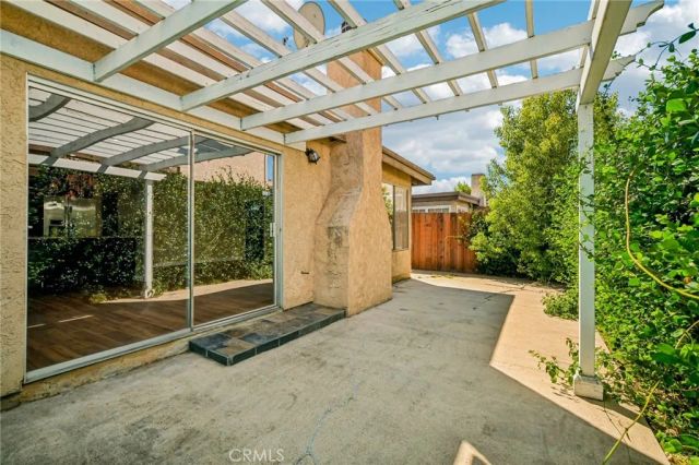 9930 Owensmouth Avenue 10, Chatsworth, CA 91311