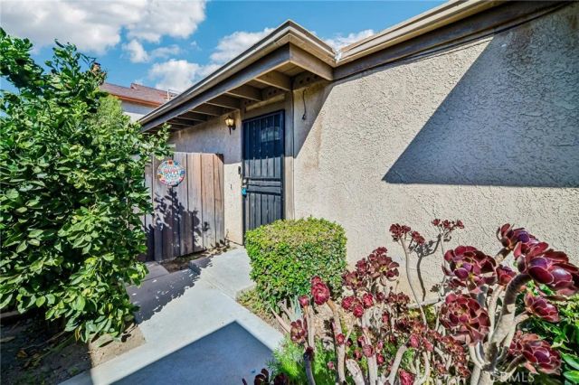 9930 Owensmouth Avenue 10, Chatsworth, CA 91311