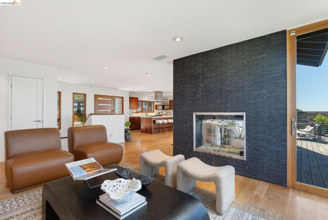 470 Spruce St, Berkeley, CA 94708