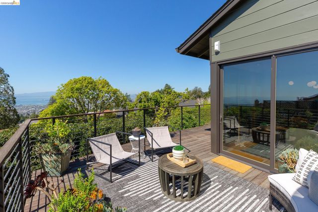 470 Spruce St, Berkeley, CA 94708