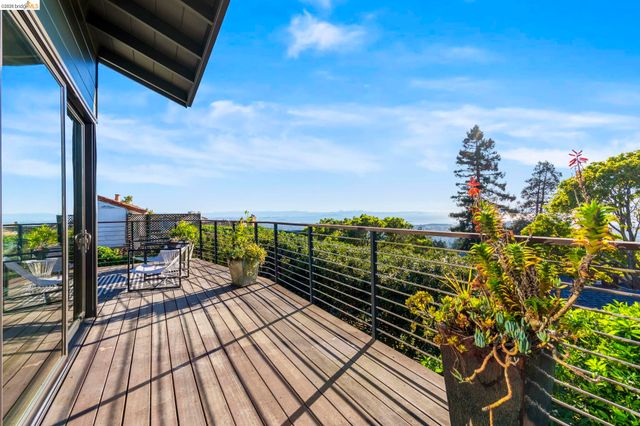 470 Spruce St, Berkeley, CA 94708