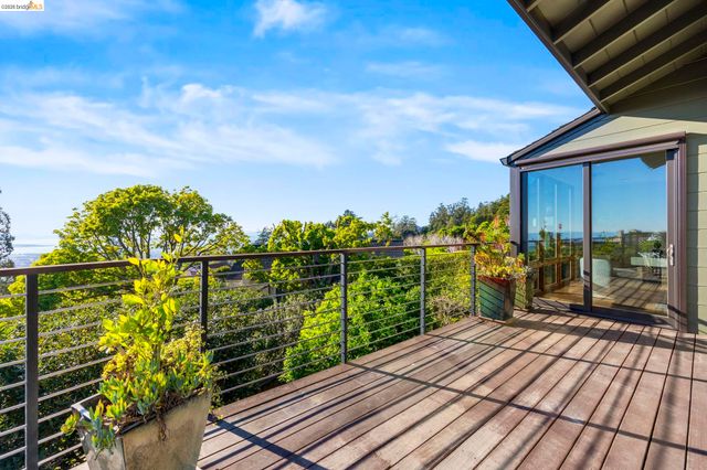 470 Spruce St, Berkeley, CA 94708