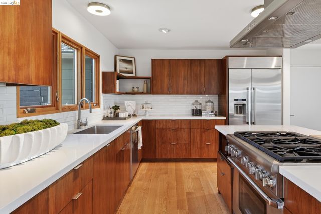 470 Spruce St, Berkeley, CA 94708