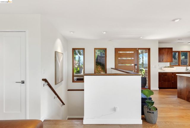 470 Spruce St, Berkeley, CA 94708