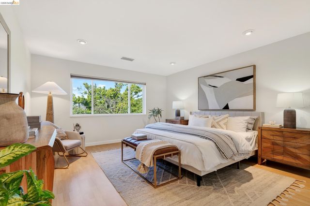 470 Spruce St, Berkeley, CA 94708