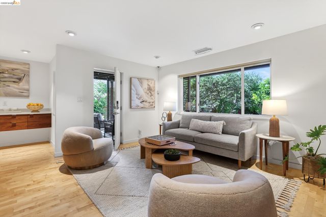 470 Spruce St, Berkeley, CA 94708