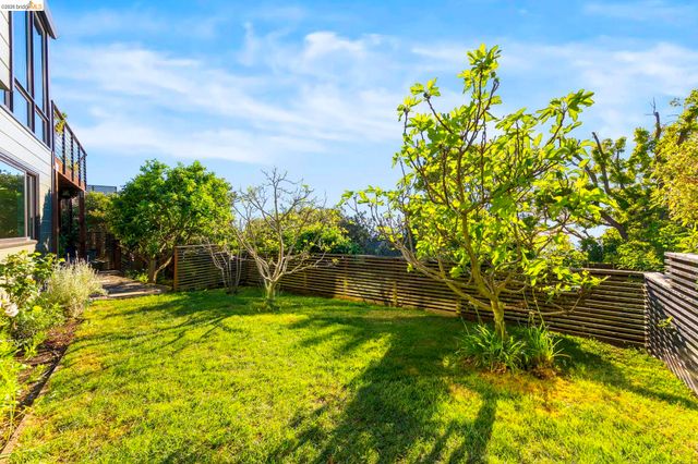 470 Spruce St, Berkeley, CA 94708