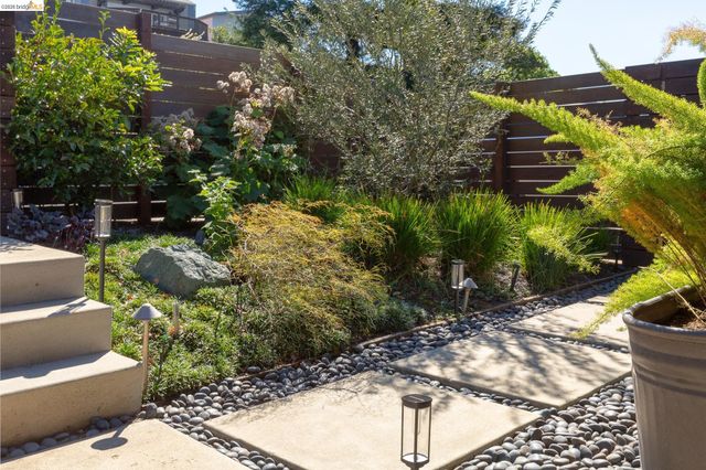 470 Spruce St, Berkeley, CA 94708