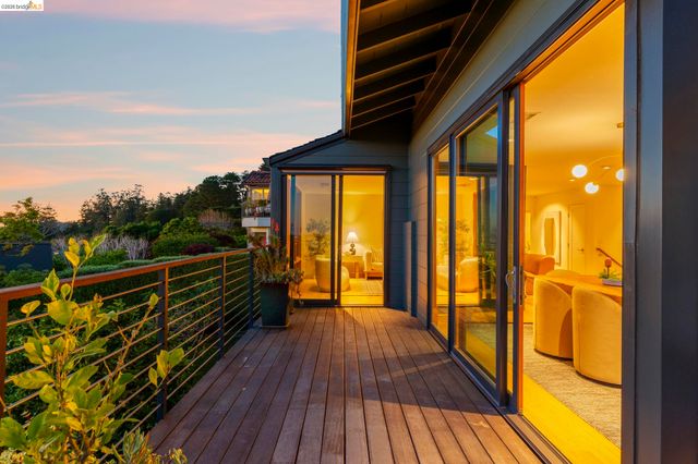 470 Spruce St, Berkeley, CA 94708