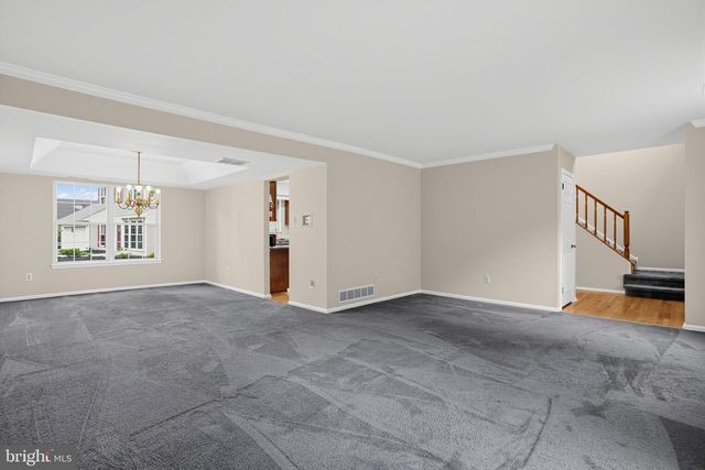 1535 WILLOW POND DR, Yardley, PA 19067