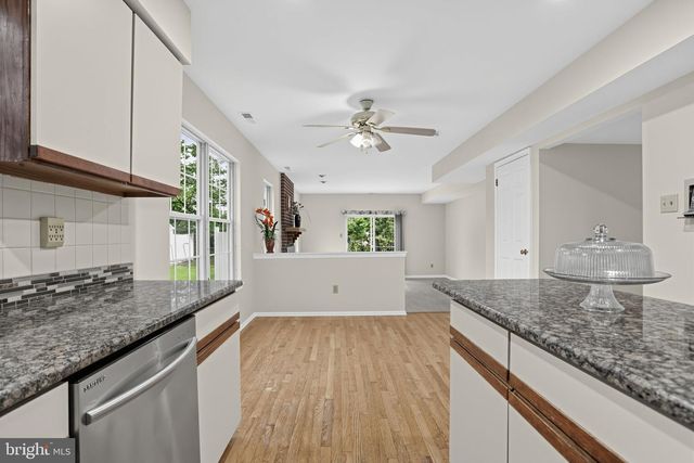 1535 WILLOW POND DR, Yardley, PA 19067