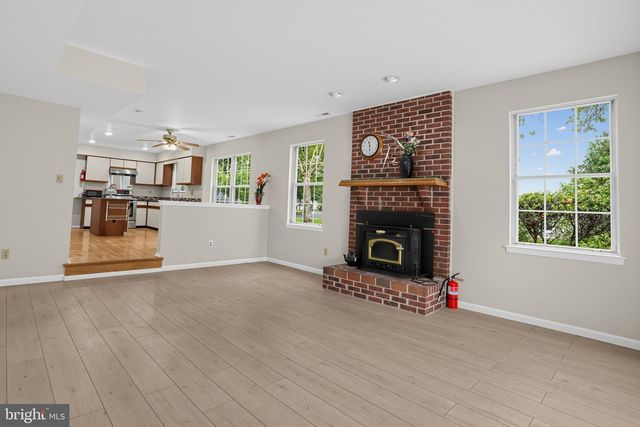 1535 WILLOW POND DR, Yardley, PA 19067