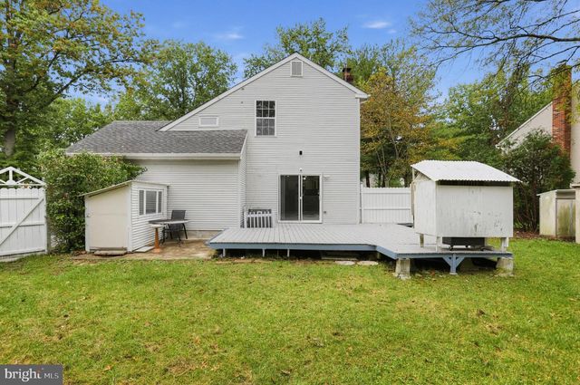 1535 WILLOW POND DR, Yardley, PA 19067