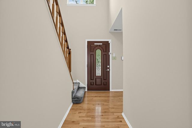 1535 WILLOW POND DR, Yardley, PA 19067