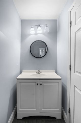 15 Rear Argyle St, Revere, MA 02151