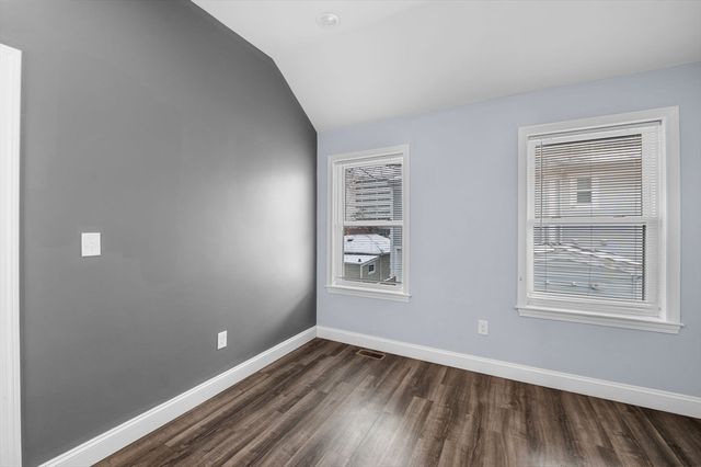 15 Rear Argyle St, Revere, MA 02151
