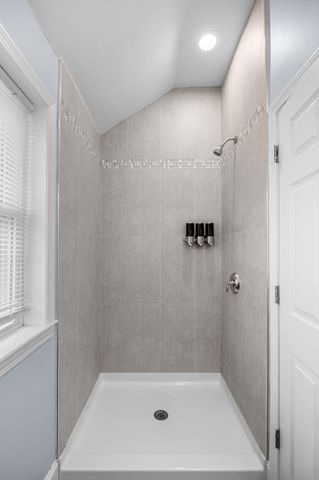 15 Rear Argyle St, Revere, MA 02151