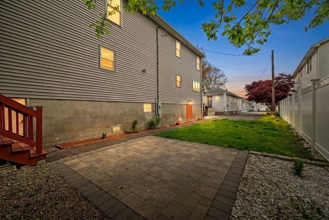 15 Rear Argyle St, Revere, MA 02151