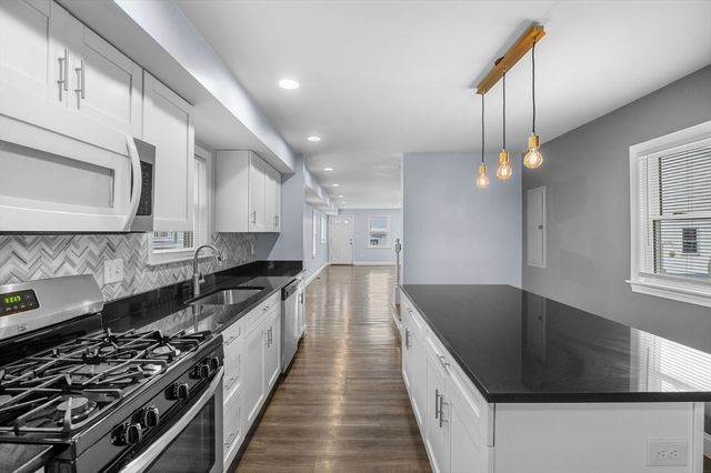 15 Rear Argyle St, Revere, MA 02151