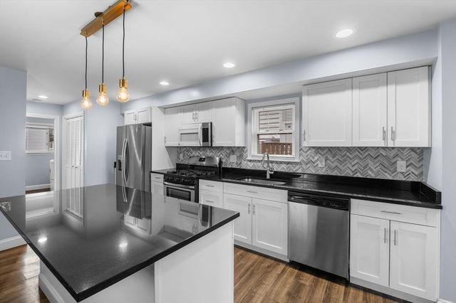 15 Rear Argyle St, Revere, MA 02151