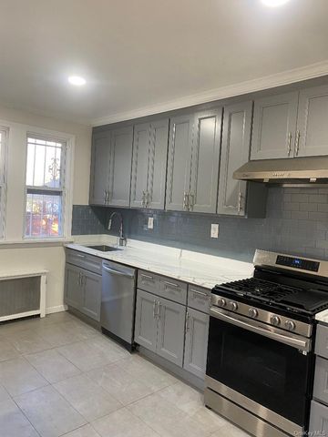 85-25 Kendrick Place, Jamaica, NY 11432