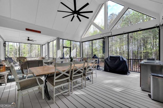 2499 River's Edge Drive, Bogart, GA 30622