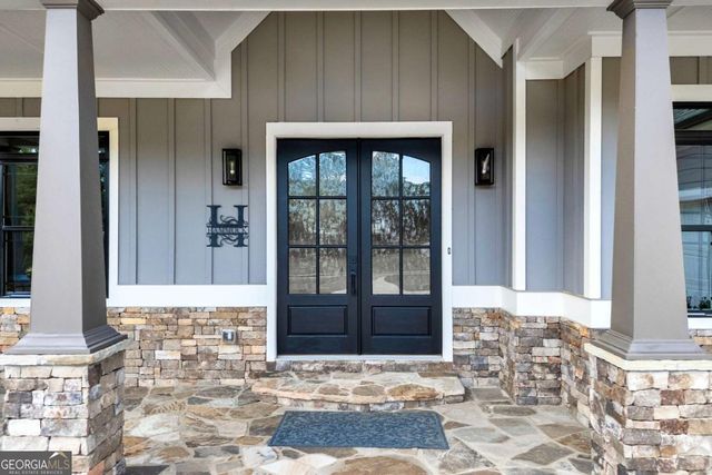2499 River's Edge Drive, Bogart, GA 30622