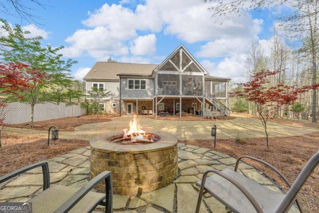 2499 River's Edge Drive, Bogart, GA 30622