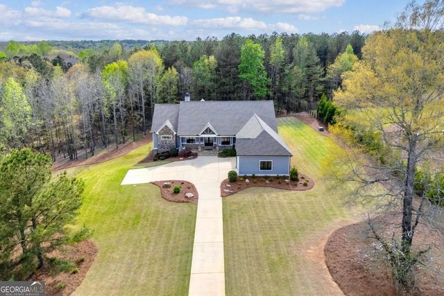 2499 River's Edge Drive, Bogart, GA 30622