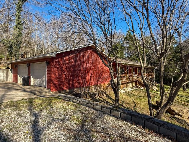 3778 Cherokee Lane, Harrison, AR 72601