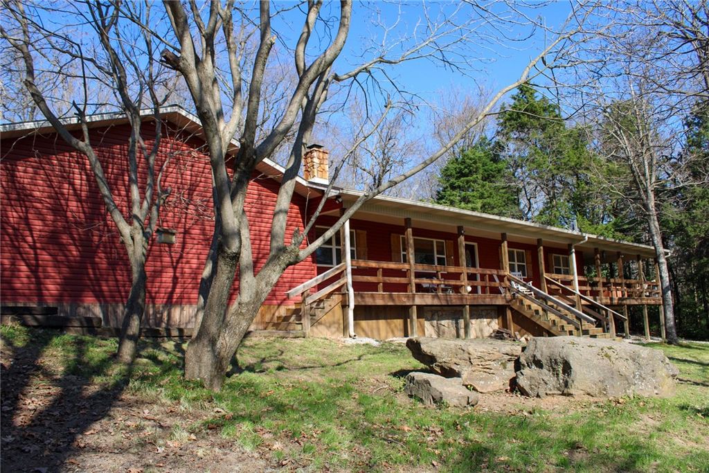 3778 Cherokee Lane, Harrison, AR 72601