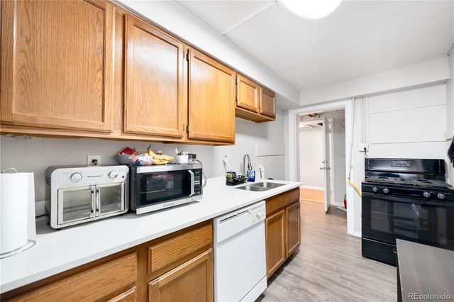 1301 N High Street, Denver, CO 80218