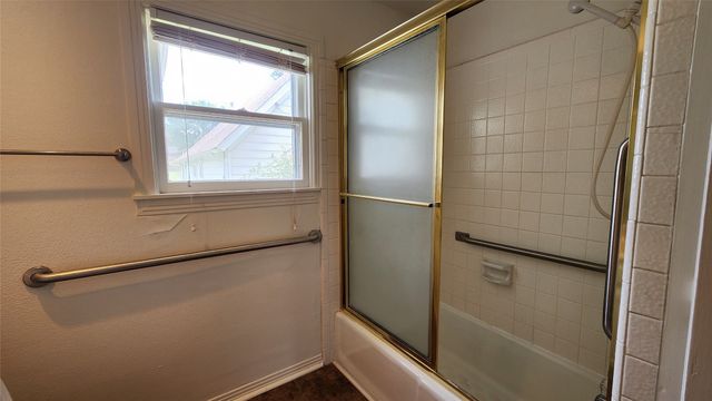 1824 Willowwood Street, Denton, TX 76205