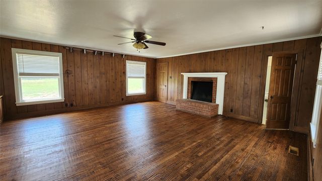 1824 Willowwood Street, Denton, TX 76205