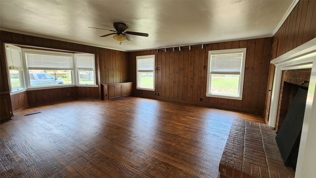 1824 Willowwood Street, Denton, TX 76205