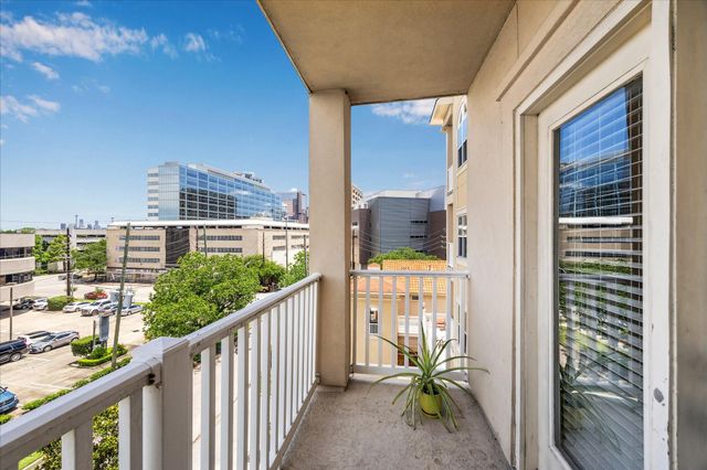 2203 Dorrington Street 301, Houston, TX 77030