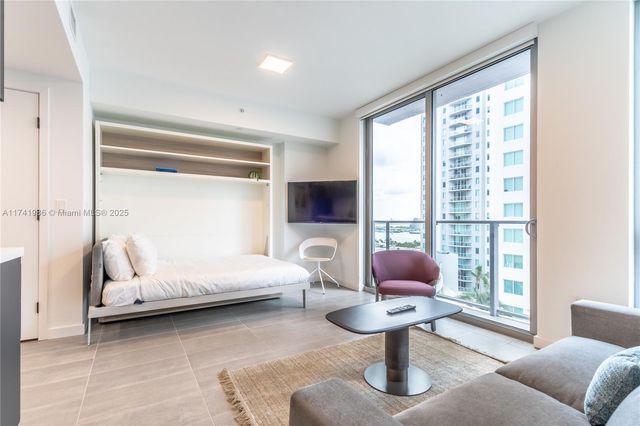 227 NE 2nd St 2610, Miami, FL 33132