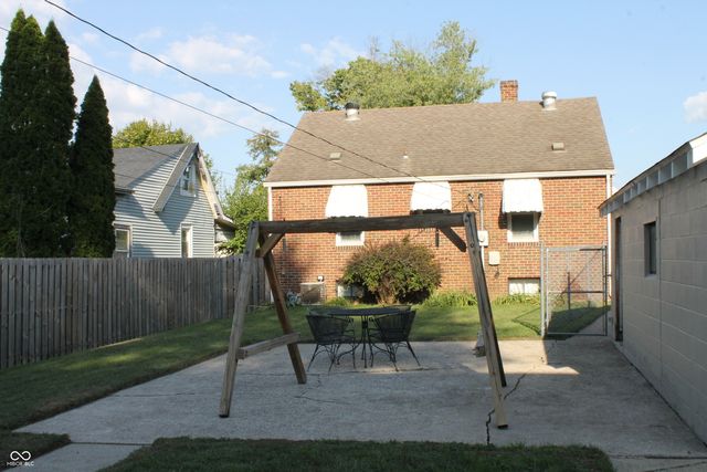 809 N Blish Street, Seymour, IN 47274