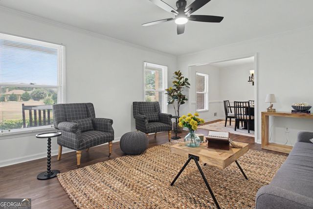 105 Walden Way, Fayetteville, GA 30214