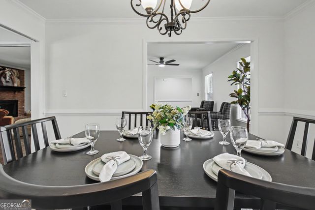 105 Walden Way, Fayetteville, GA 30214