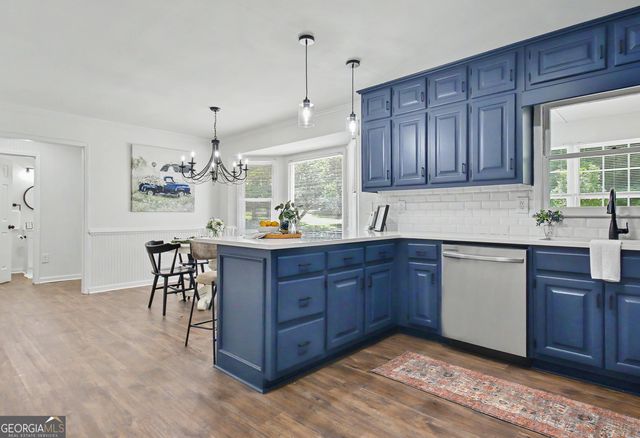 105 Walden Way, Fayetteville, GA 30214