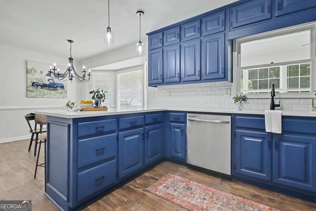 105 Walden Way, Fayetteville, GA 30214