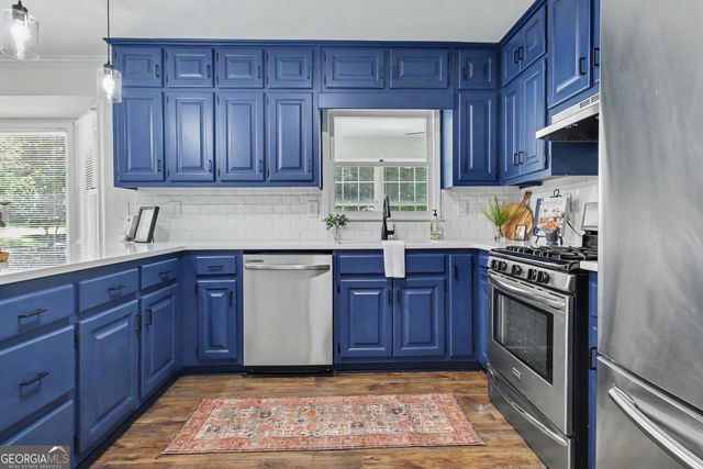 105 Walden Way, Fayetteville, GA 30214