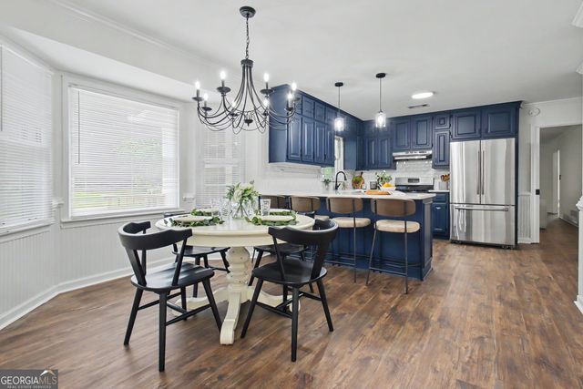 105 Walden Way, Fayetteville, GA 30214