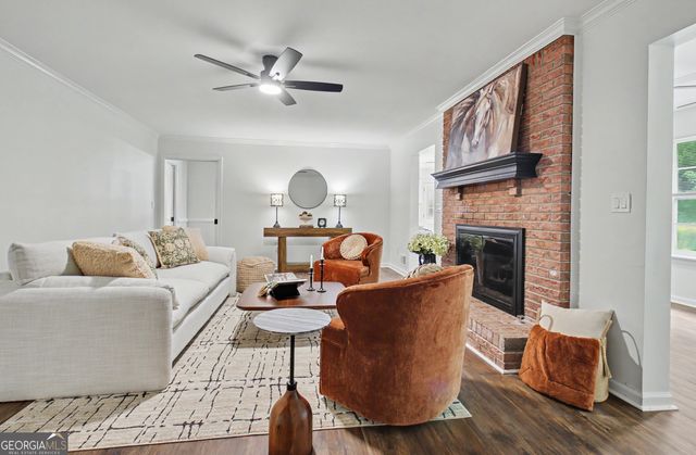 105 Walden Way, Fayetteville, GA 30214