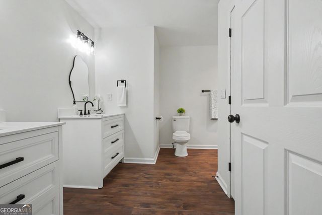 105 Walden Way, Fayetteville, GA 30214